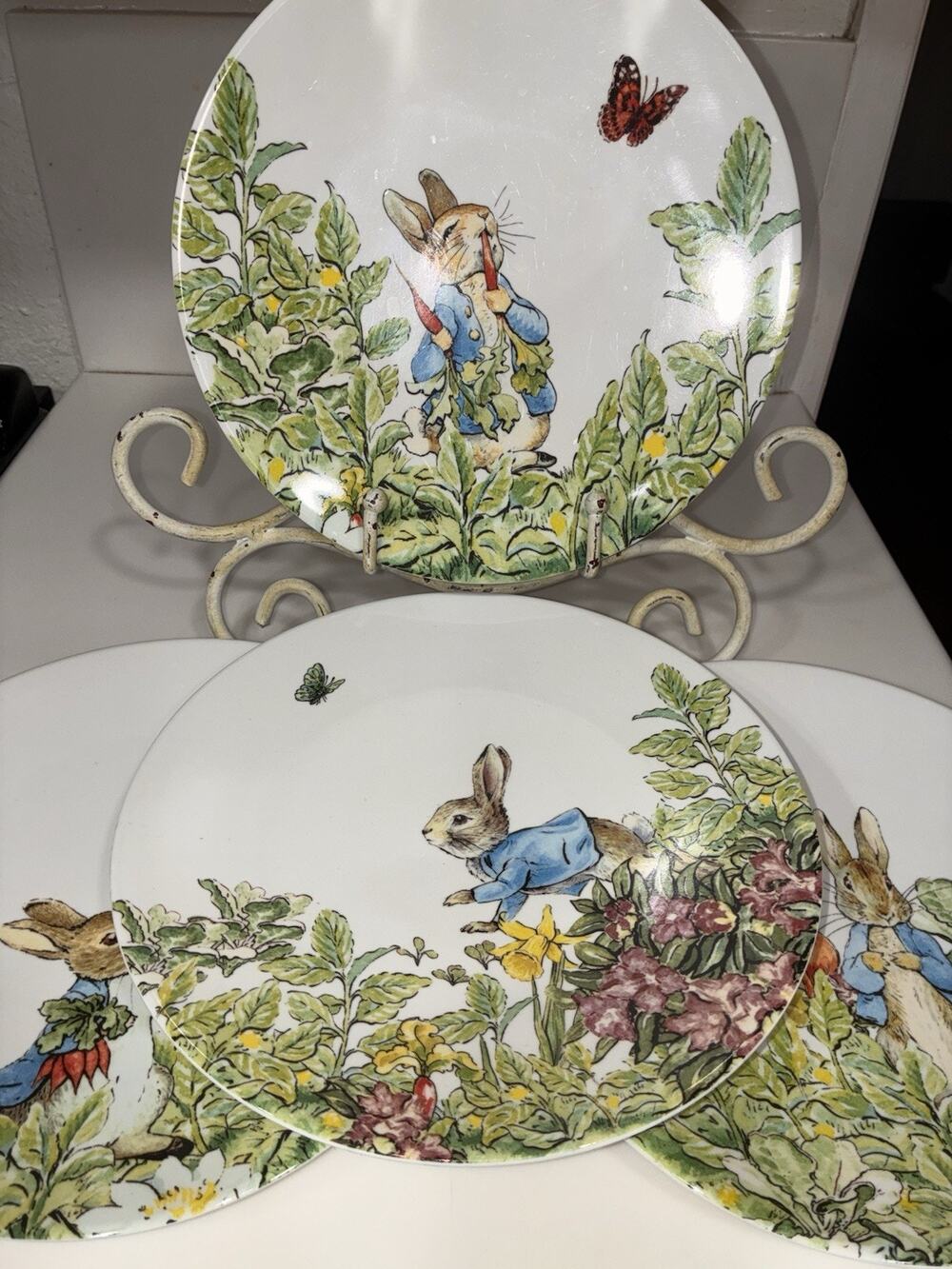 Pottery Barn Kids Beatrix Potter Peter Rabbit Melamine Plates 9” Lot of 4